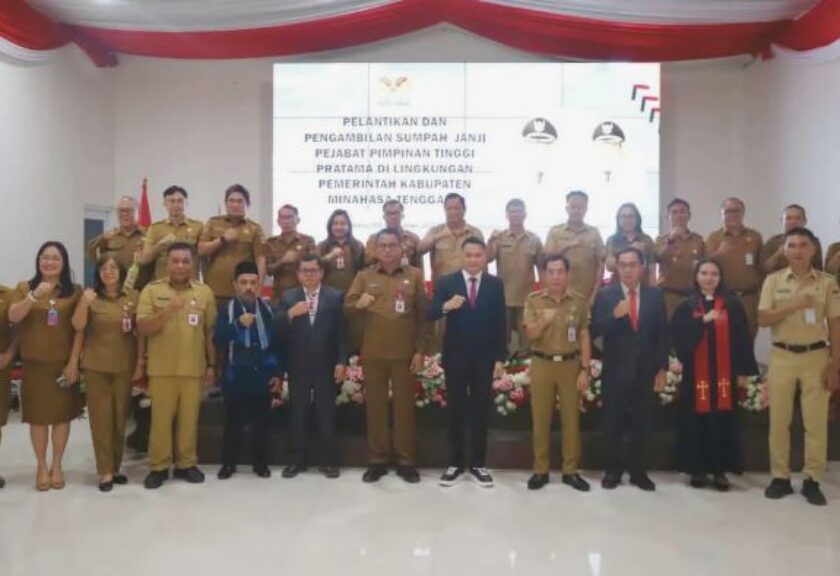 Bupati Ronald Kandoli Lantik 2 Pejabat Definitif, 3 Lainnya Ditunjuk sebagai Plt