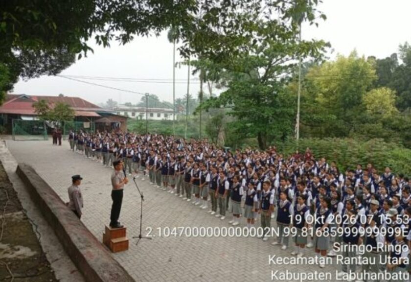 Wakapolres Labuhanbatu Himbau Siswa SMA Swasta RK Bintang Timur Jauhi Penyalahgunaan Narkotika