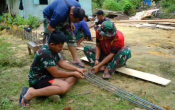 Wujudkan Rumah Layak Huni, Satgas TMMD ke-130 Kodim 0209/Labuhanbatu Terus Genjot Pembangunan RTLH