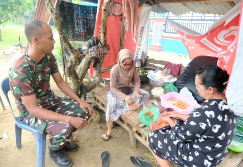 Duduk Bersama Warga, Satgas TMMD ke-130 Kodim 0209/LB Pererat Kemanunggalan TNI dan Rakyat