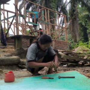 Di Balik Rumah Baru, Semangat Mandiri Pak Suroto Jadi Inspirasi di TMMD ke-130 Kodim 0209/Labuhanbatu