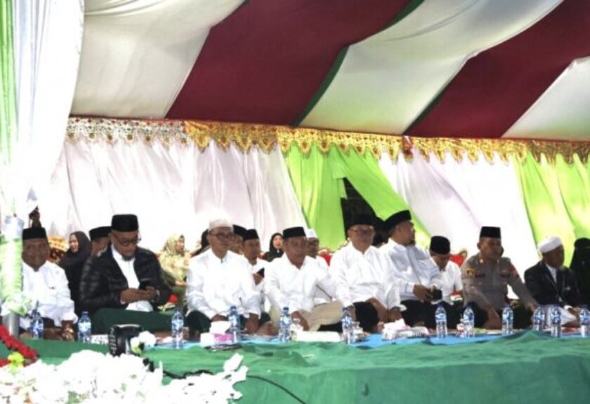 Sekda Boltim Hadiri Tabligh Akbar Hari Santri Nasional 2026