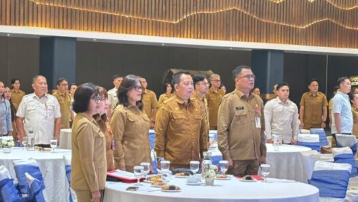 Sekda Mitra Hadiri HLM Digitalisasi Pendapatan Daerah di Manado